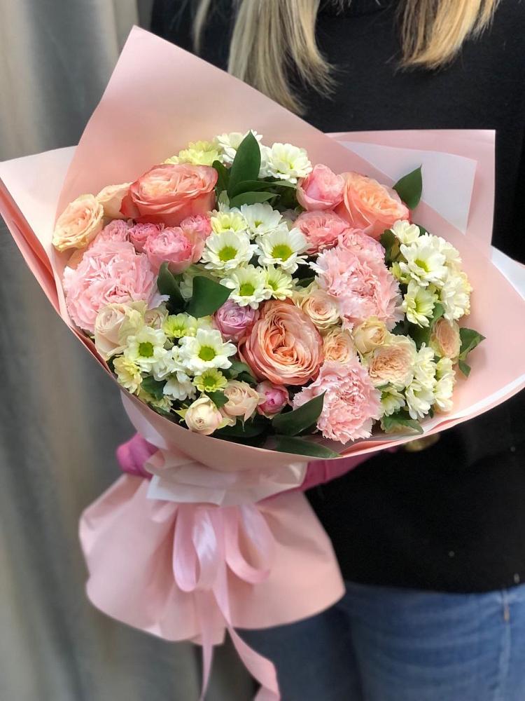 Букет цветов из: Гвоздики, Розы и Хризантемы в Светлом Калининградской области