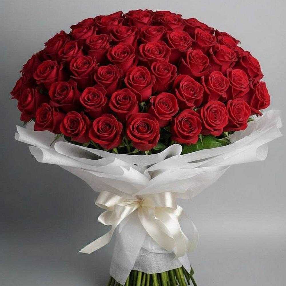 Букет 101 Красная роза Блэк Мэджик в Светлом Калининградской области