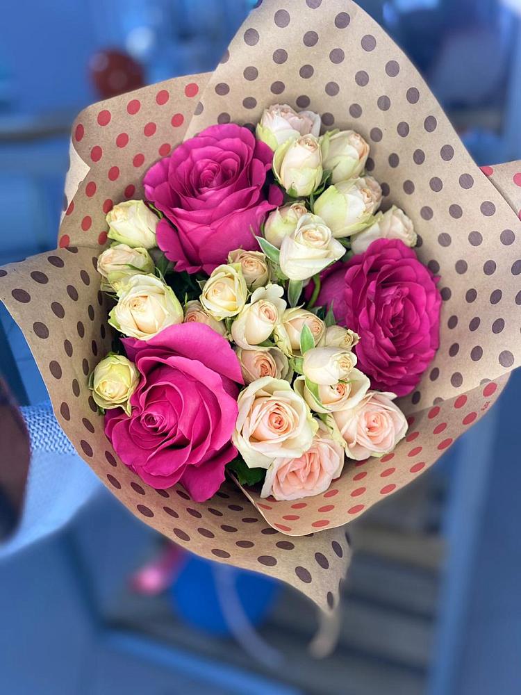 Букет цветов из: Розы в Светлом Калининградской области