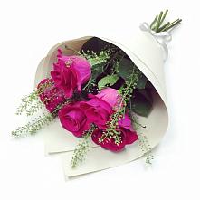 Букет цветов из:  Розы в Светлом Калининградской области