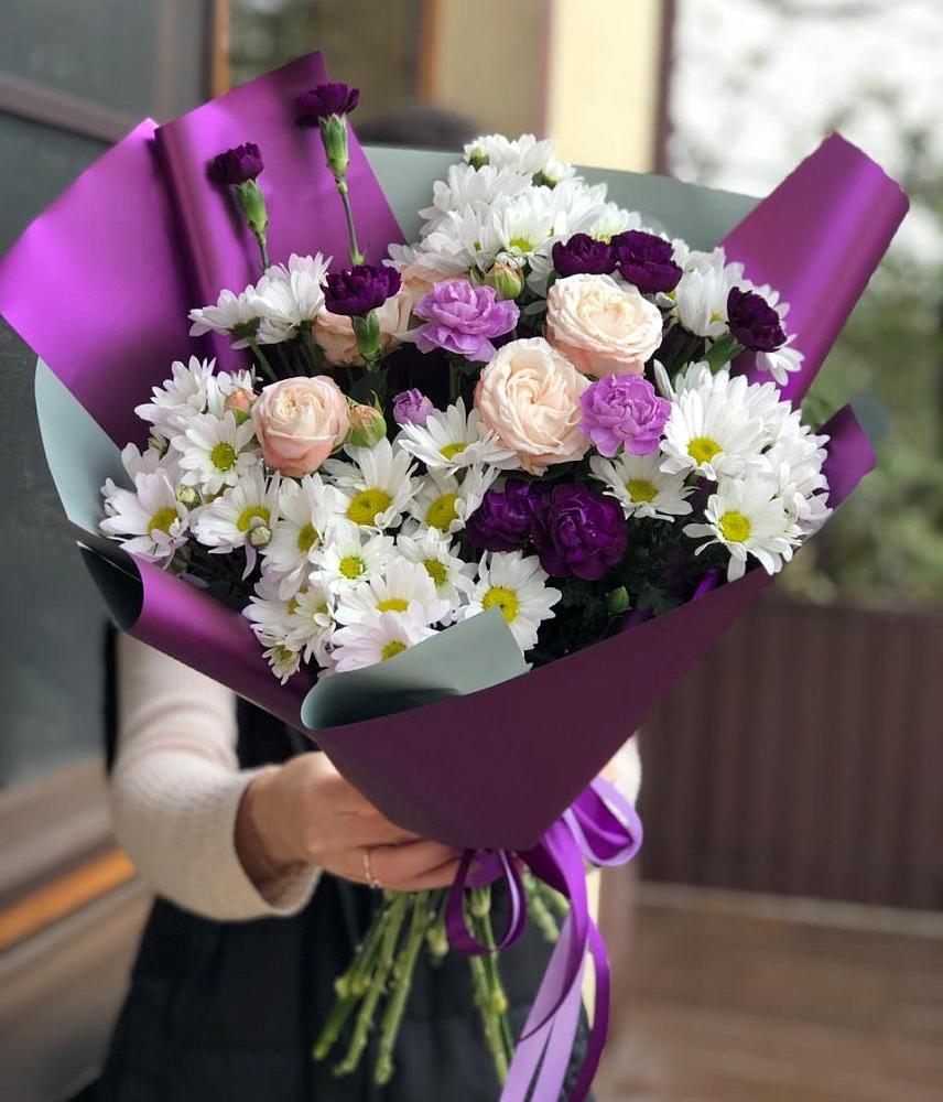 Букет цветов из: Хризантемы, Гвоздики и Розы в Светлом Калининградской области