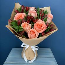 Букет цветов из:  Розы и Альстромерии в Светлом Калининградской области