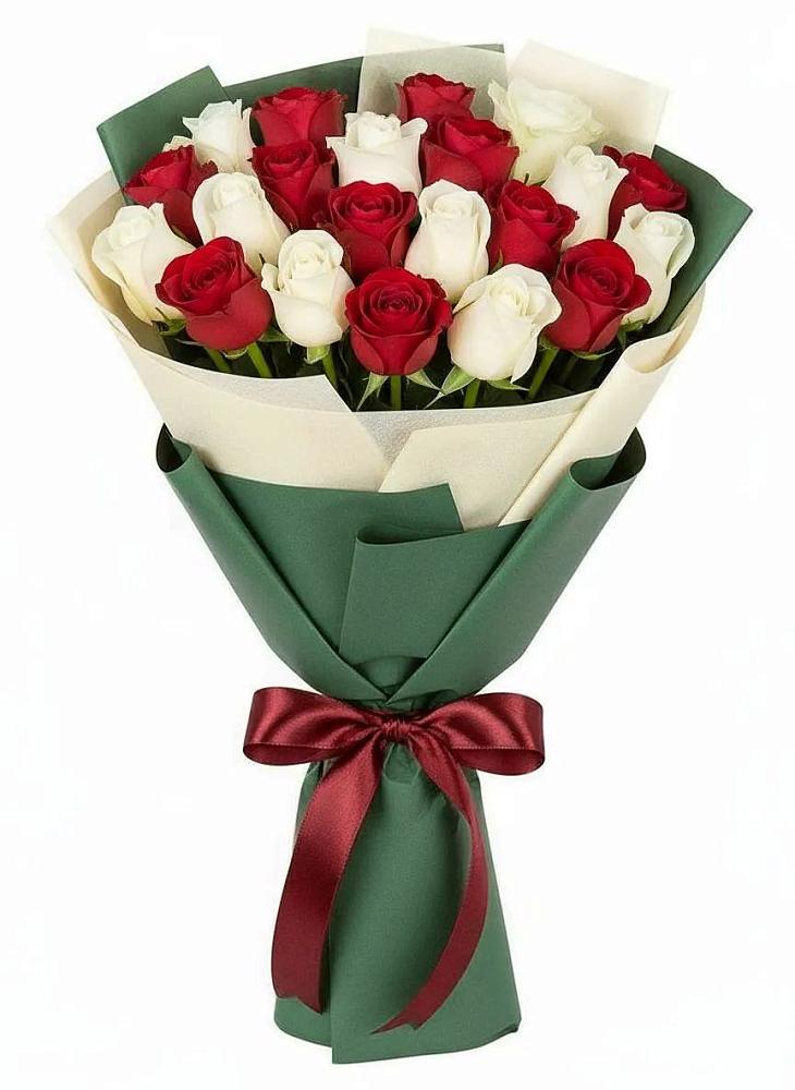 Букет Микс из красных и белых роз в Светлом Калининградской области