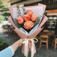 Букет цветов из:  Розы в Светлом Калининградской области