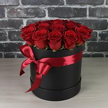 Цветочная композиция из Розы в шляпной коробке в Светлом Калининградской области