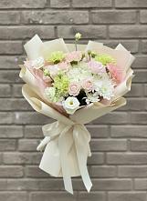 Букет цветов из:  Гвоздики, Розы, Лизиантусы и Хризантемы в Светлом Калининградской области
