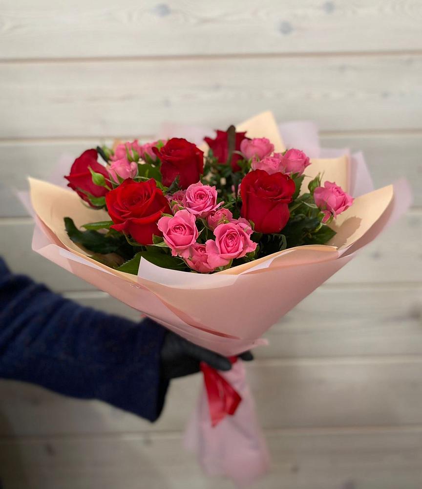 Букет цветов из: Розы в Светлом Калининградской области