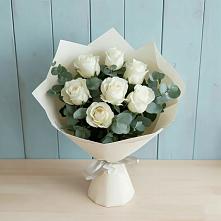 Букет Белые розы в Эвкалипте в Светлом Калининградской области