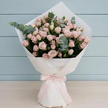 Букет цветов из:  Розы #REPLACE_PRED# Светлом Калининградской области
