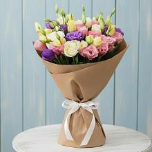Букет цветов из:  Лизиантусы в Светлом Калининградской области