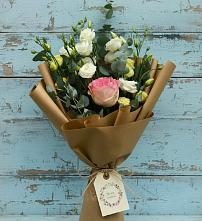 Букет цветов из:  Розы и Лизиантусы #REPLACE_PRED# Светлом Калининградской области