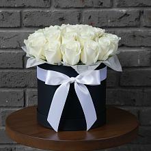 Цветочная композиция из Розы в шляпной коробке в Светлом Калининградской области